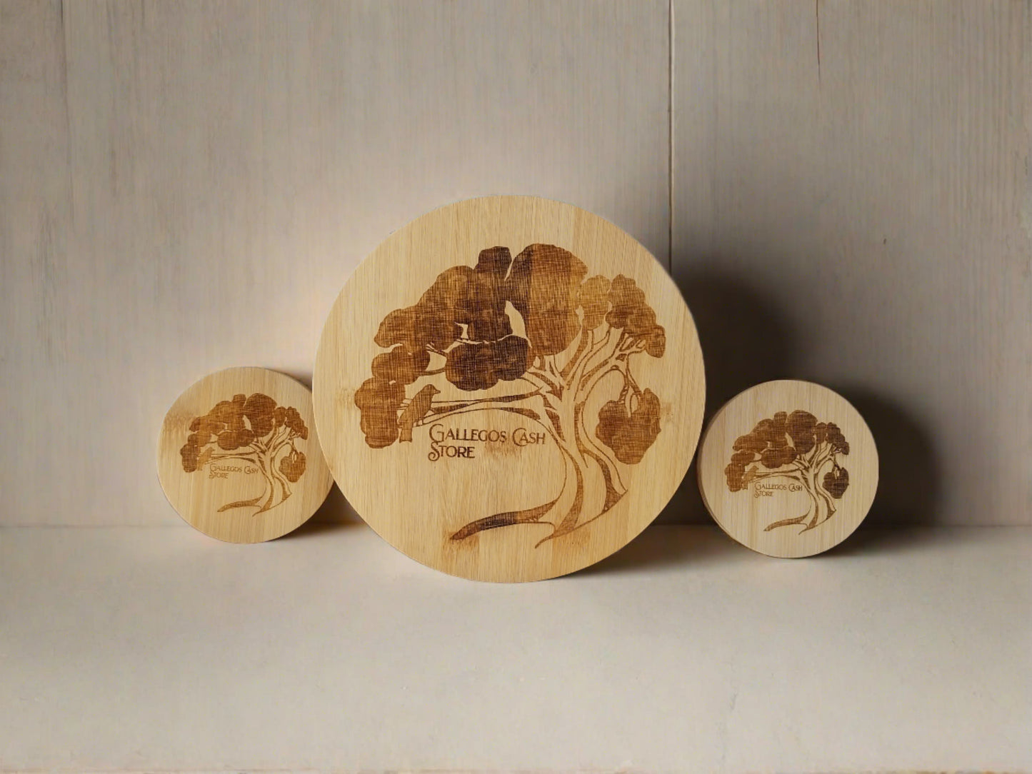 GCS Small Round Cutting Board and Coasters Set